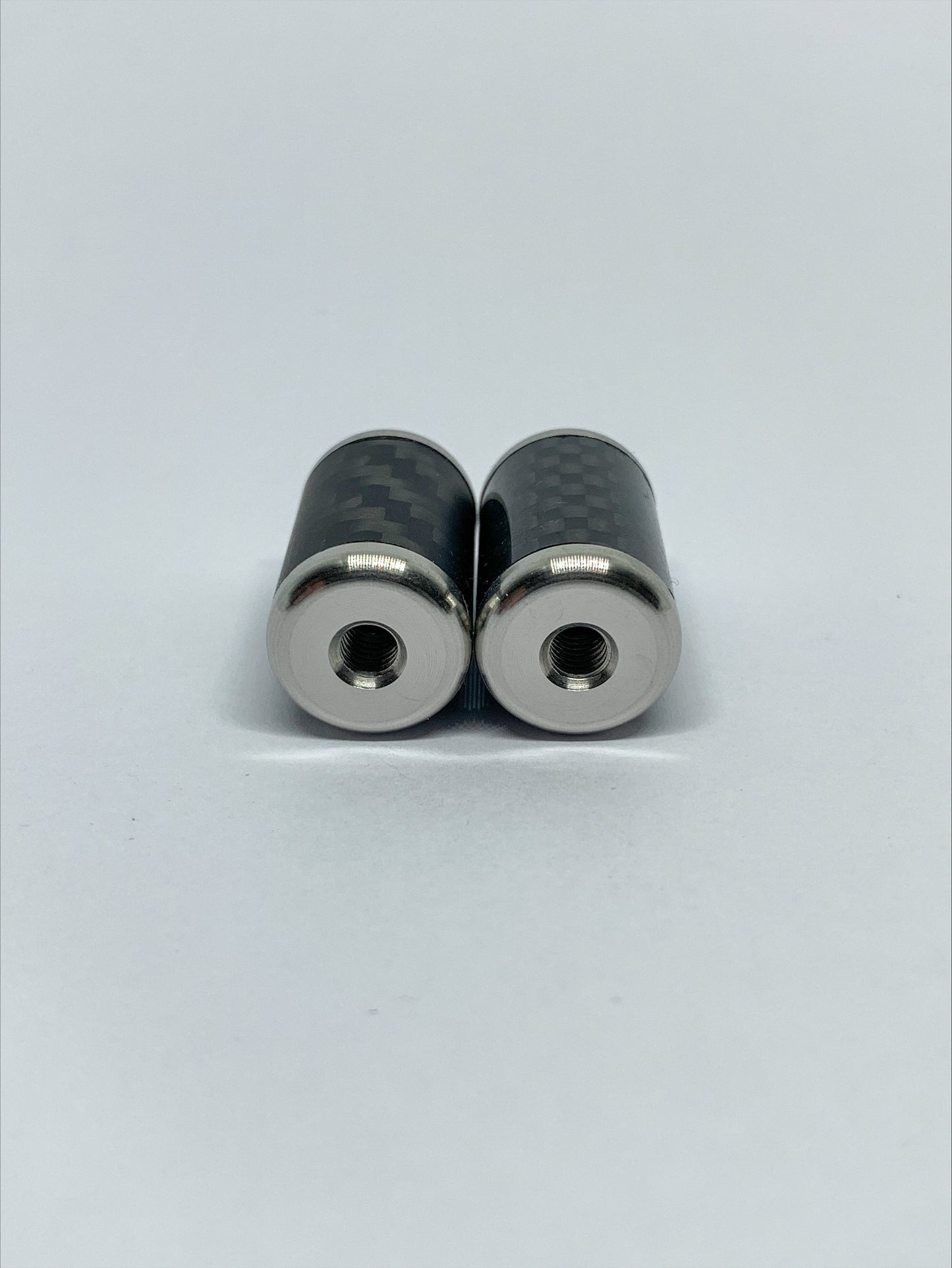 Stainless steel 316 Carbon Fibre Body
